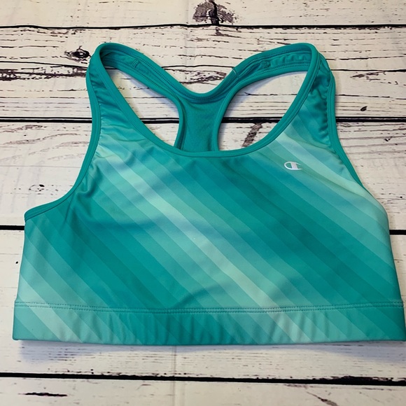 Champion Other - Champion green sports bra size medium GUC